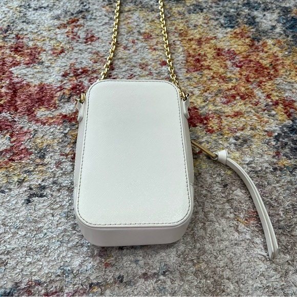 Marc Jacobs Leather Hotshot Crossbody Bag - Picture 8 of 8